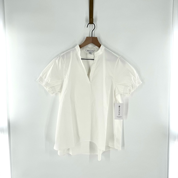 New! Athleta Levitate Poplin Tee Short Sleeve Blouse Size Small - Picture 2 of 12